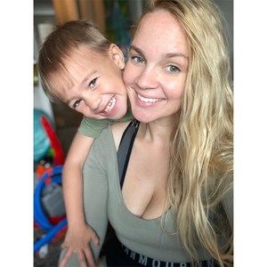 Meet your Posher, Sara